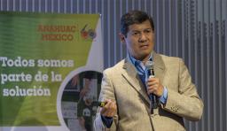Martín Hernández Valdez imparte conferencia durante el Día de la Responsabilidad Social Universitaria Anáhuac 2024