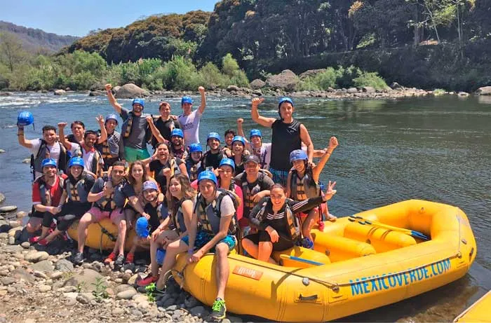 La Asociación de Estudiantes Foráneos de la Universidad Anáhuac México Sur, concluyó con éxito su primer Seminario Nacional realizado en Jalcomulco Veracruz.