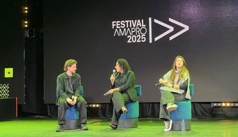 Alumnos de la Facultad de Comunicación brillan en el Festival AMAPRO 2025