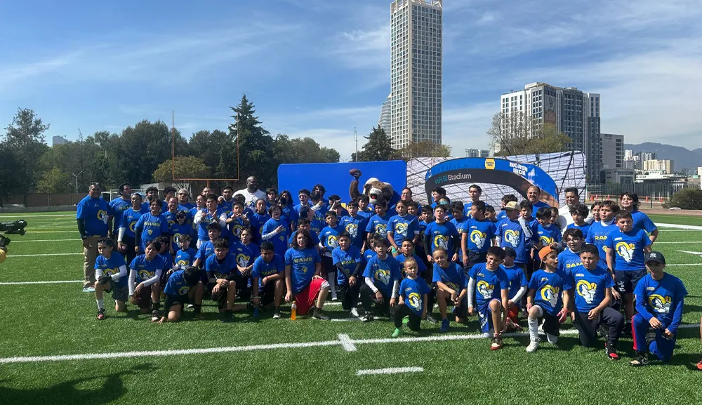 Los Angeles Rams imparten clínica deportiva en nuestro Campus Norte
