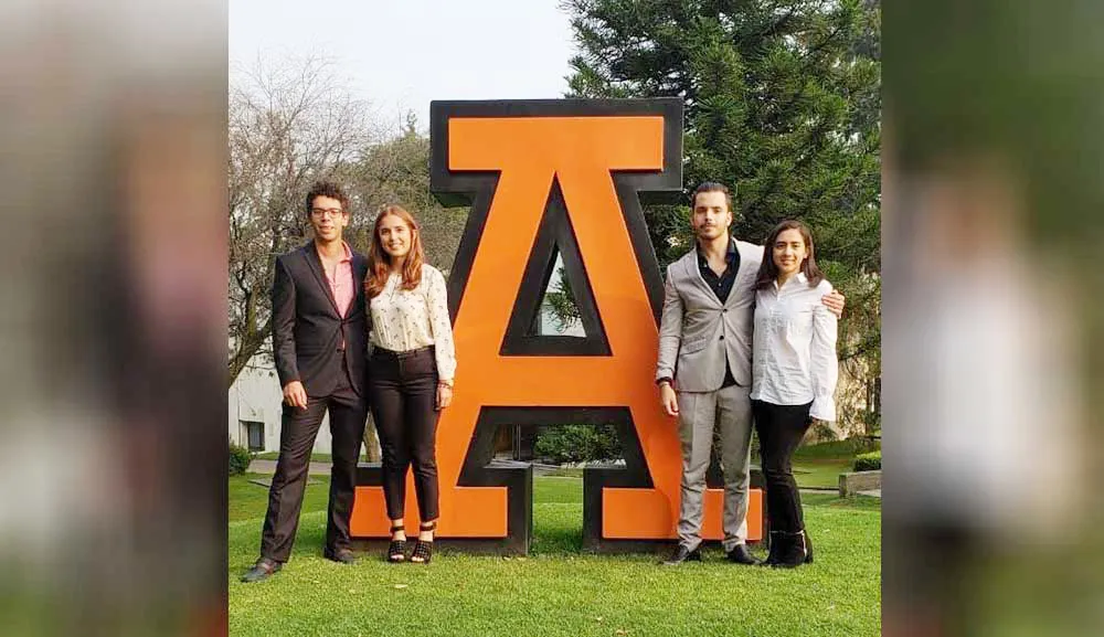 Alumnos de Ingeniería Industrial participan en concurso internacional