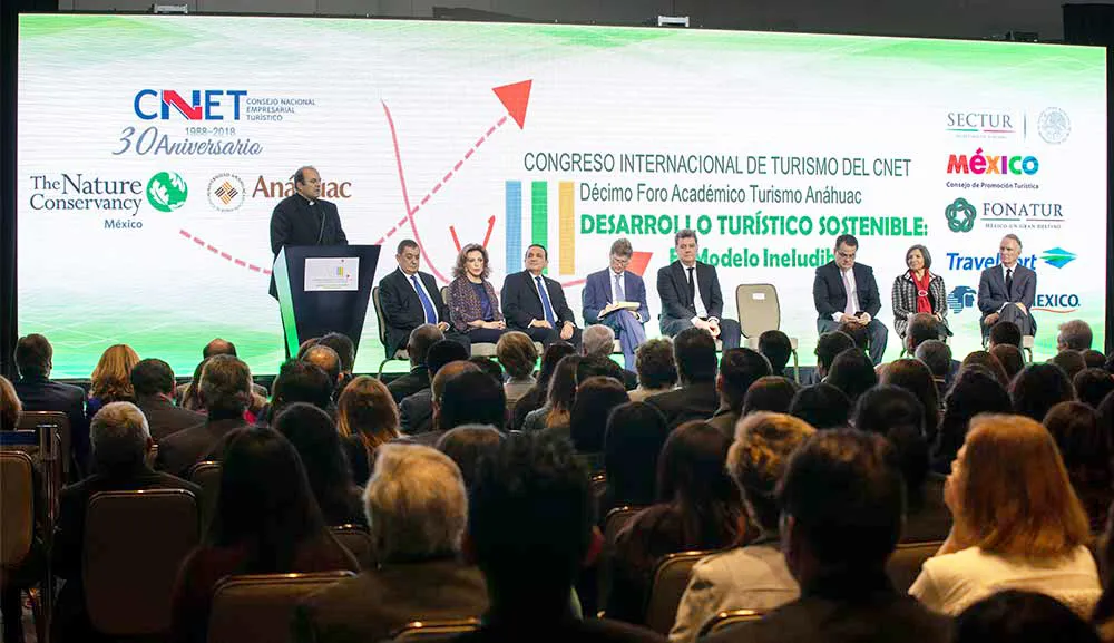 Analizamos el desarrollo turístico sostenible en el Congreso CNET - Foro Académico Turismo Anáhuac