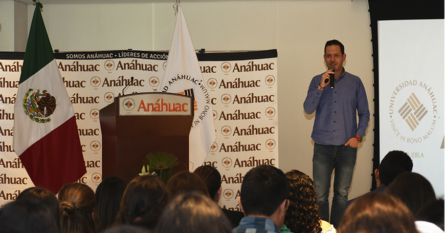 Comunicólogos Anáhuac se reúnen con el Vicepresidente Comercial de Discovery Networks