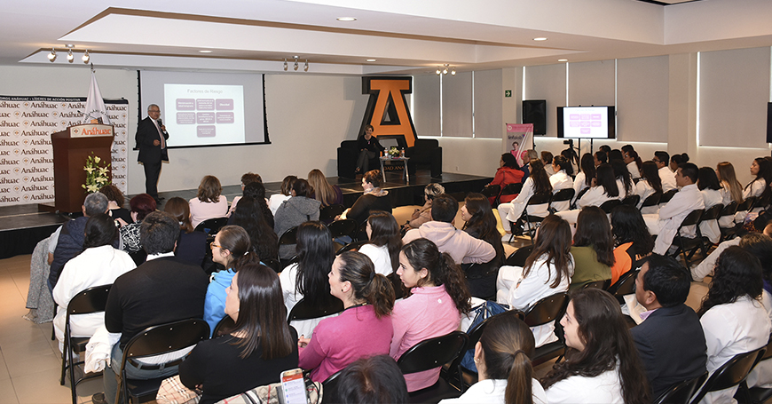 La Universidad Anáhuac se suma al mes del cáncer de mama mediante actividades académicas