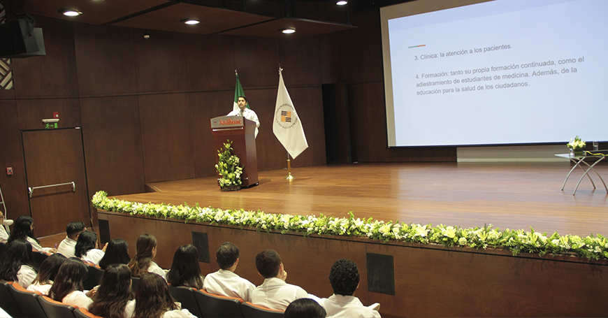 La Universidad Anáhuac celebra el Día del Médico con un ciclo de conferencias académicas