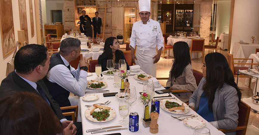 Alumnos Le Cordon Bleu – Anáhuac presentan un menú de alta calidad en el prestigioso Restaurante Alfredo di Roma