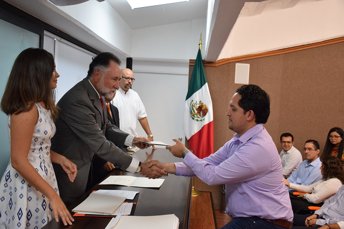 5 / 20 - Concluye el primer ciclo de Diplomados Anáhuac 2016