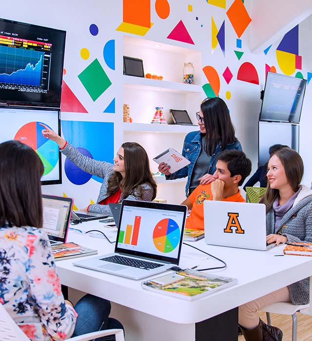 Licenciatura en Administración y Dirección de Empresas