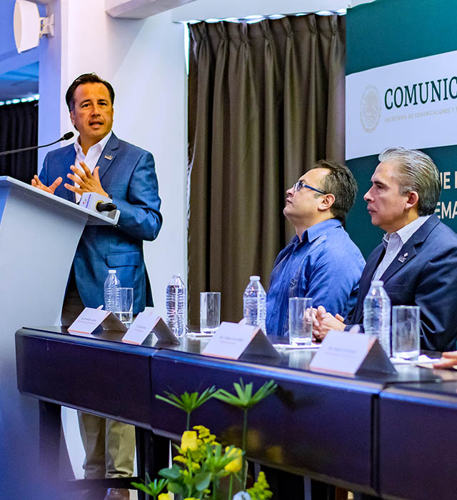 Inauguración del Seminario-Taller Tren Ligero de la Región Xalapa, Veracruz