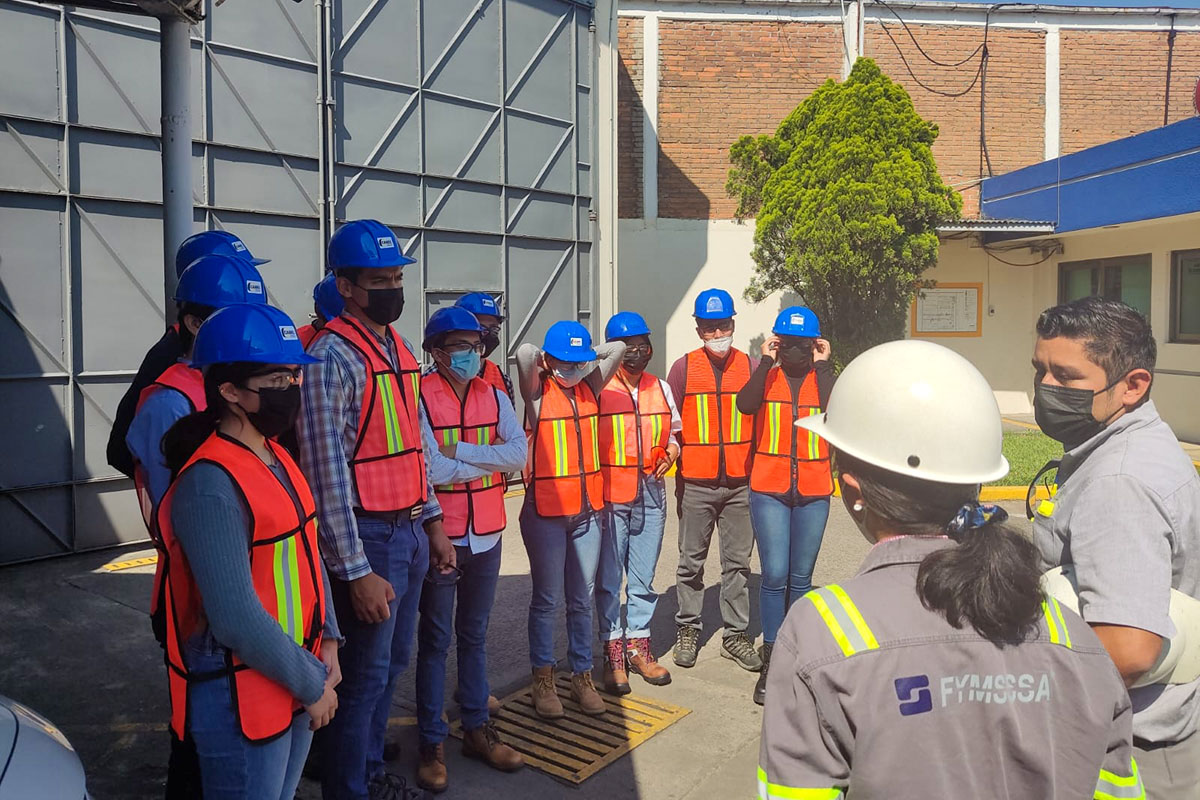 2 / 4 - Visita Industrial de la Escuela de Ingeniería a FYMSSSA 2 / 4 - Visita Industrial de la Escuela de Ingeniería a FYMSSSA