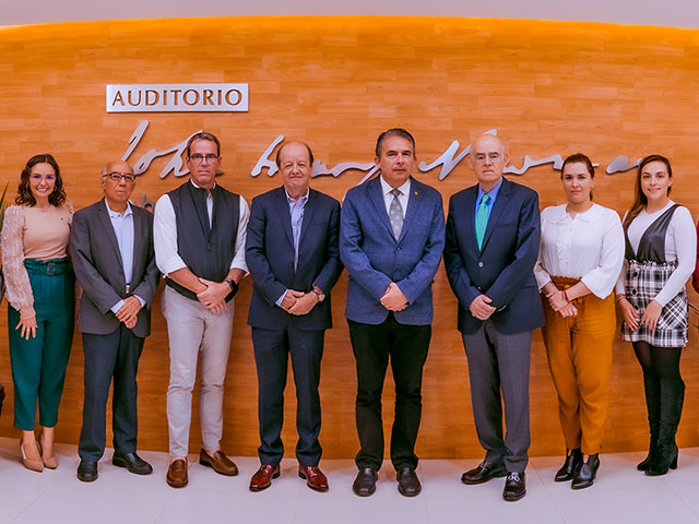 Sucesión de Presidente y Adhesiones en el Consejo Consultivo de Medicina