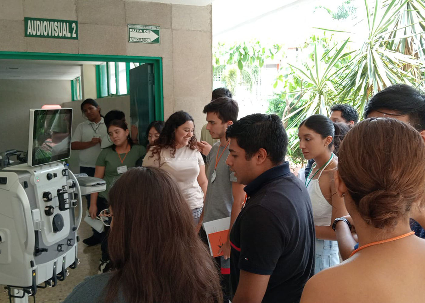 3 / 10 - Ingeniería Biomédica Participa en la Semana de Capacitación de Equipo Médico del IMSS