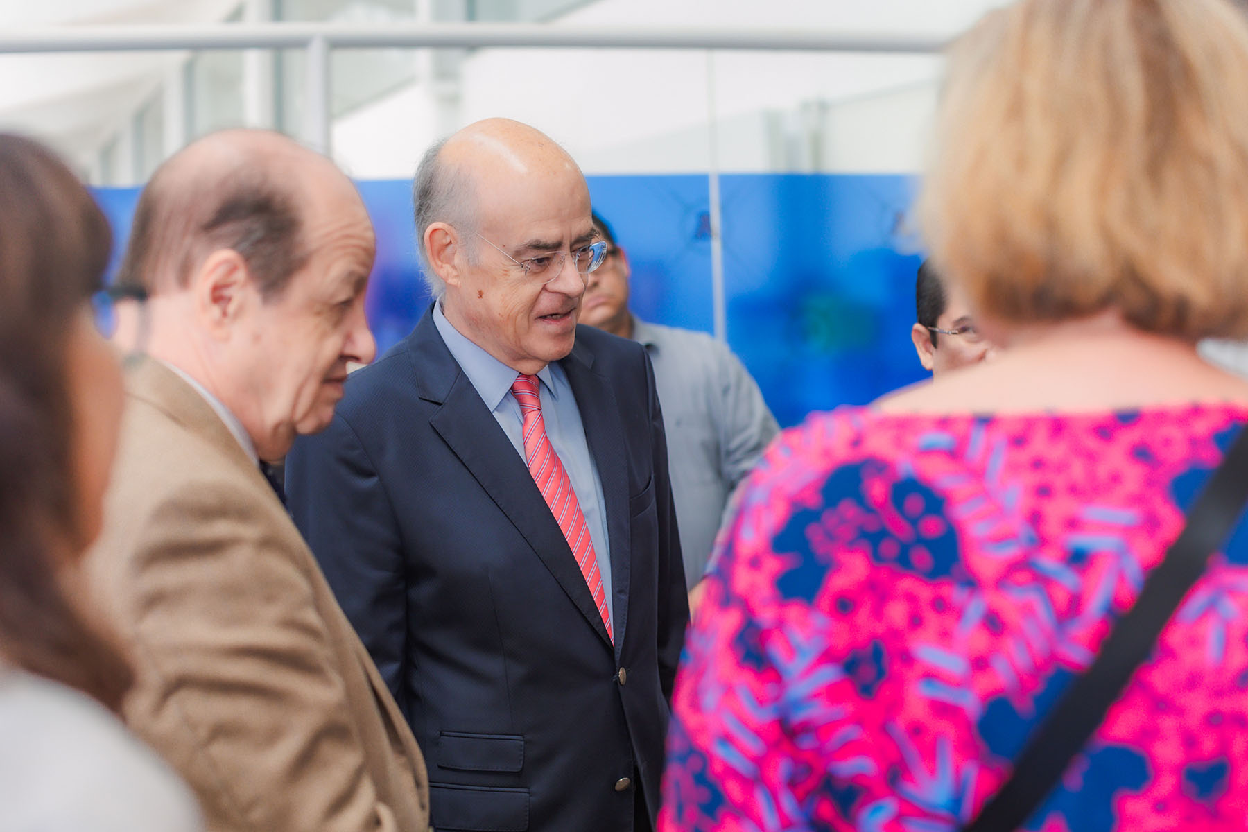 4 / 18 - La Escuela de Medicina Recibe a Visitantes Distinguidos de la Universidad de Nebraska