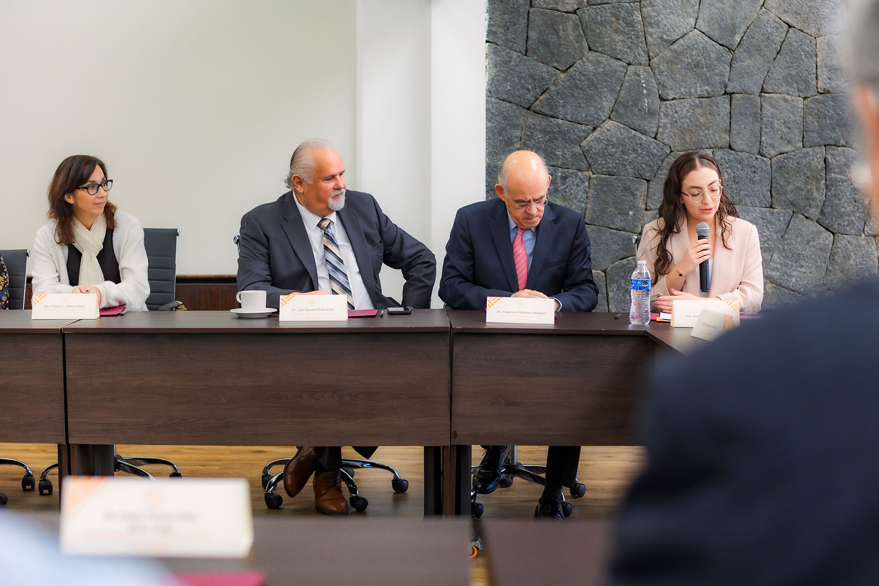 11 / 18 - La Escuela de Medicina Recibe a Visitantes Distinguidos de la Universidad de Nebraska