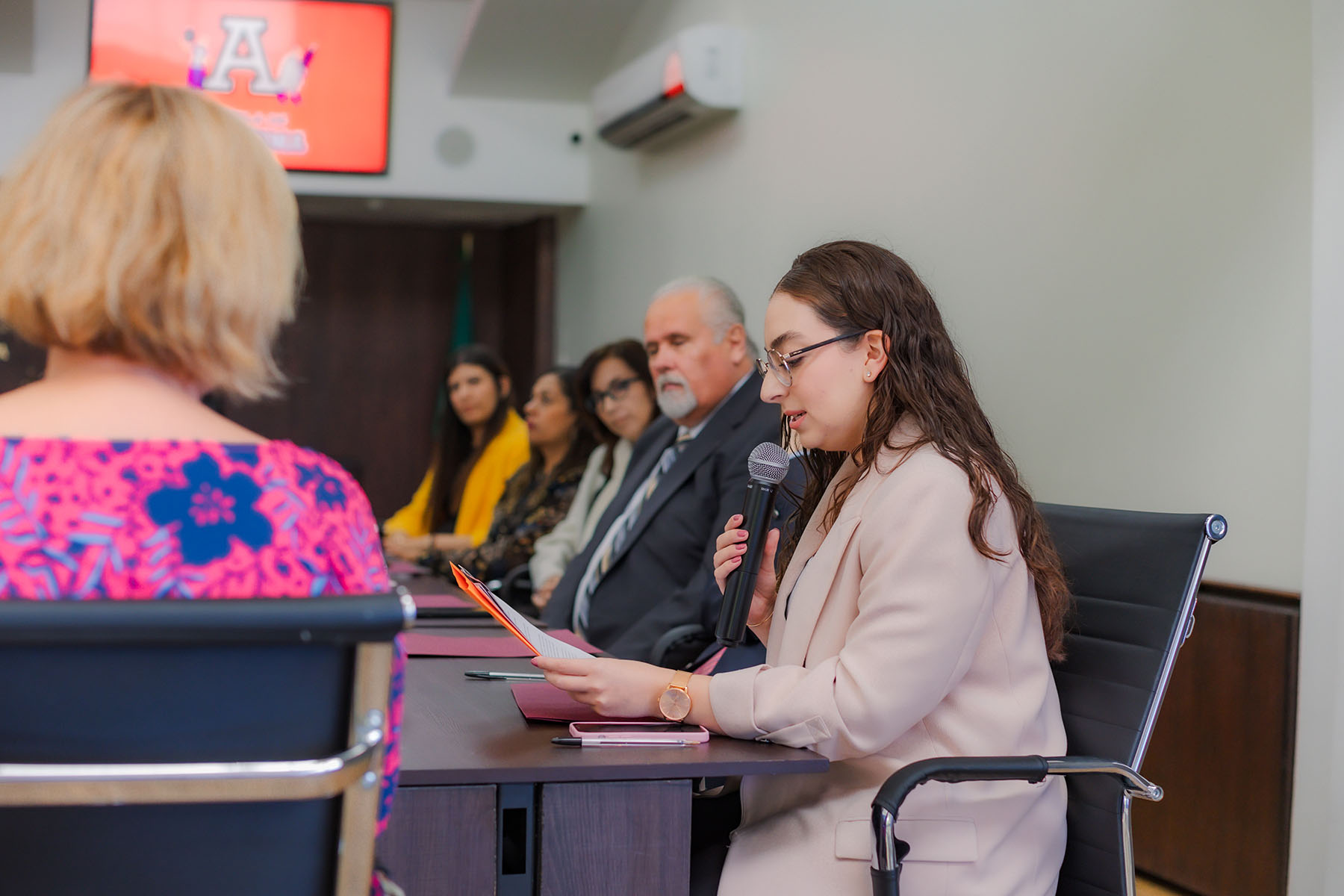 14 / 18 - La Escuela de Medicina Recibe a Visitantes Distinguidos de la Universidad de Nebraska