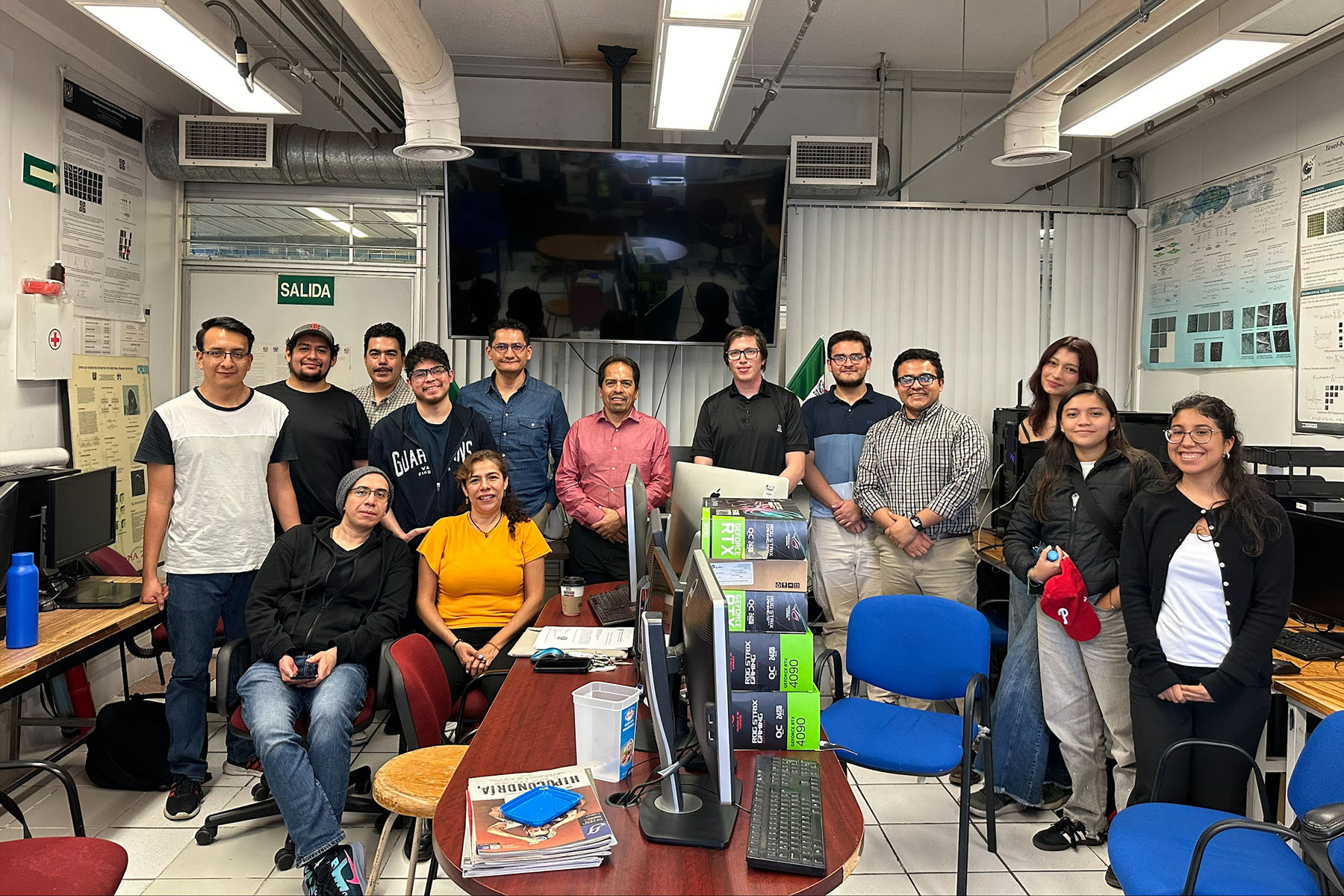 2 / 4 - Alumnos de Ingeniería Biomédica Visitan la Escuela Médico Naval y el Laboratorio Avanzado de Procesamiento de Imágenes de la UNAM