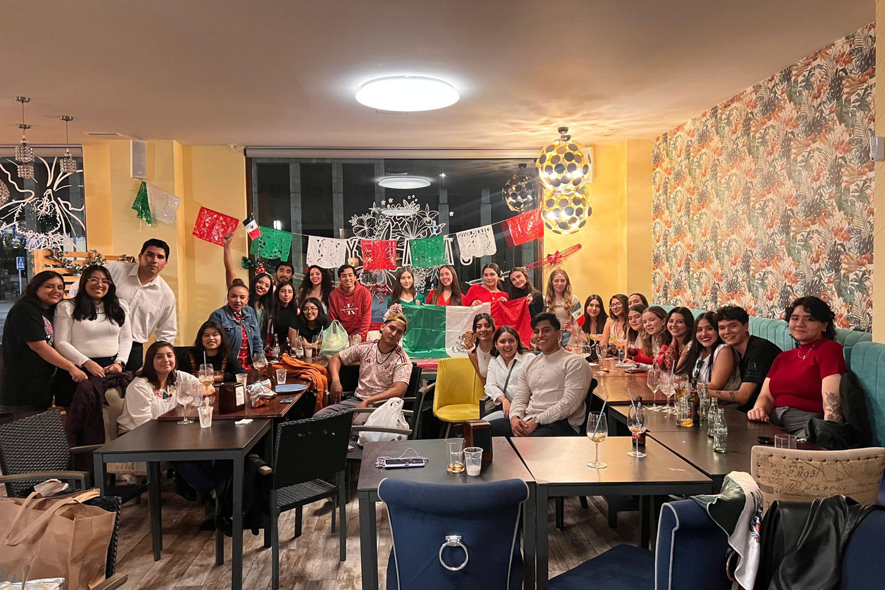 13 / 45 - Alumnos de Intercambio Disfrutando al Máximo el Periodo 202460