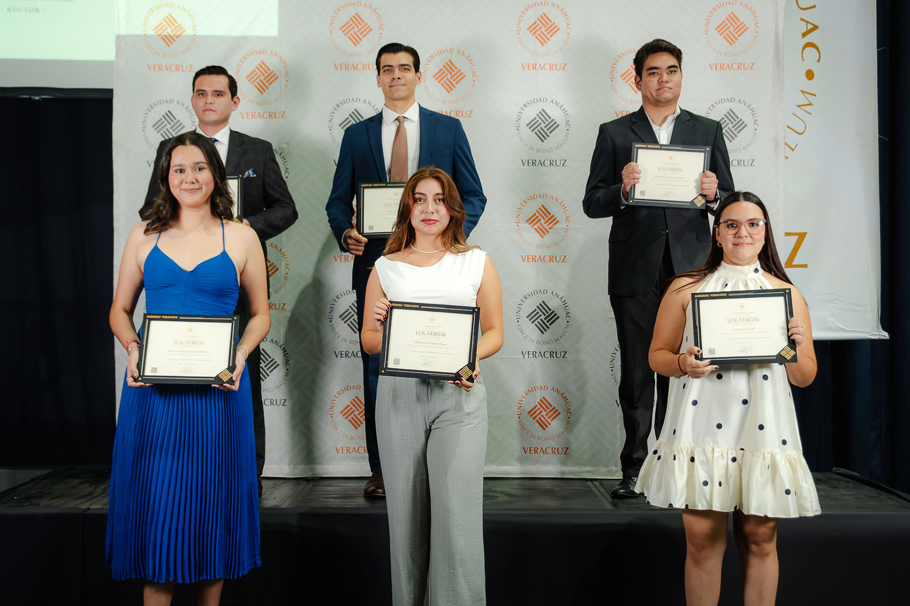 20 / 69 - Entrega de Premios Lux et Veritas y Ser Anáhuac: Galería