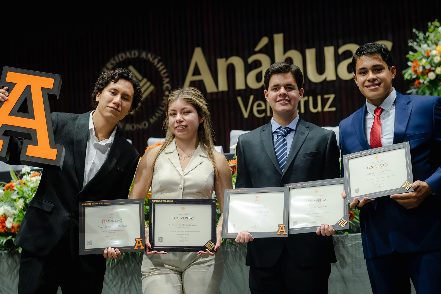 62 / 69 - Entrega de Premios Lux et Veritas y Ser Anáhuac: Galería