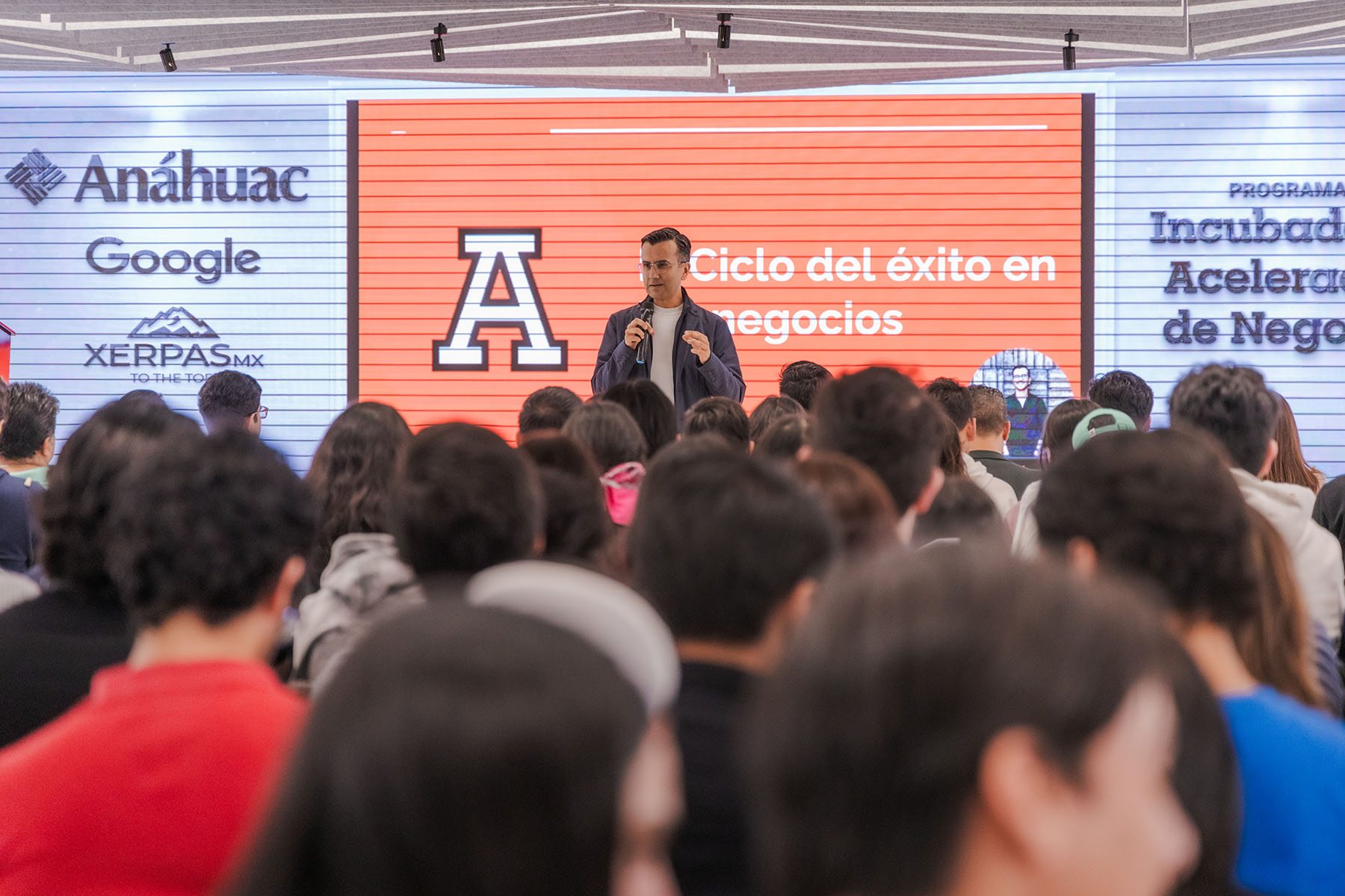 26 / 30 - Programa de Incubadora y Aceleradora de Negocios