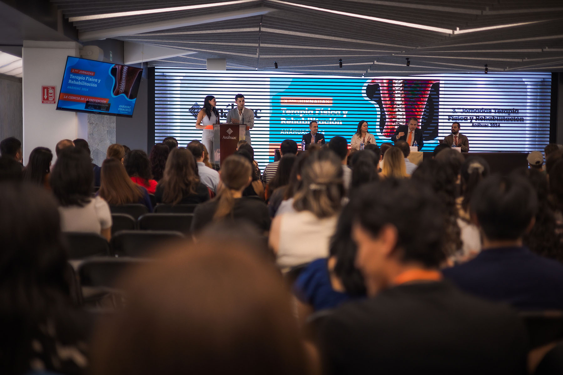 7 / 14 - Terceras Jornadas de Terapia Física y Rehabilitación Anáhuac