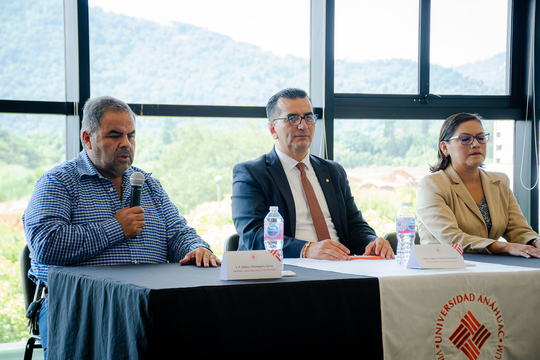 2 / 37 - Clausura del Diplomado en Liderazgo y Desarrollo Gerencial en Hidrocarburos