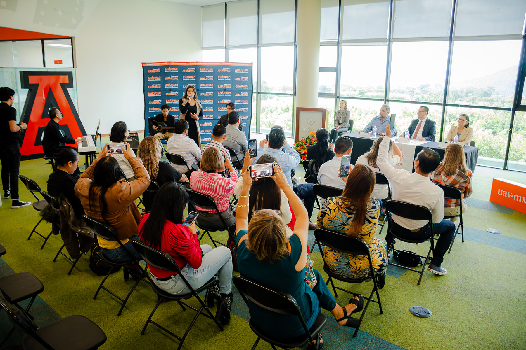 5 / 37 - Clausura del Diplomado en Liderazgo y Desarrollo Gerencial en Hidrocarburos