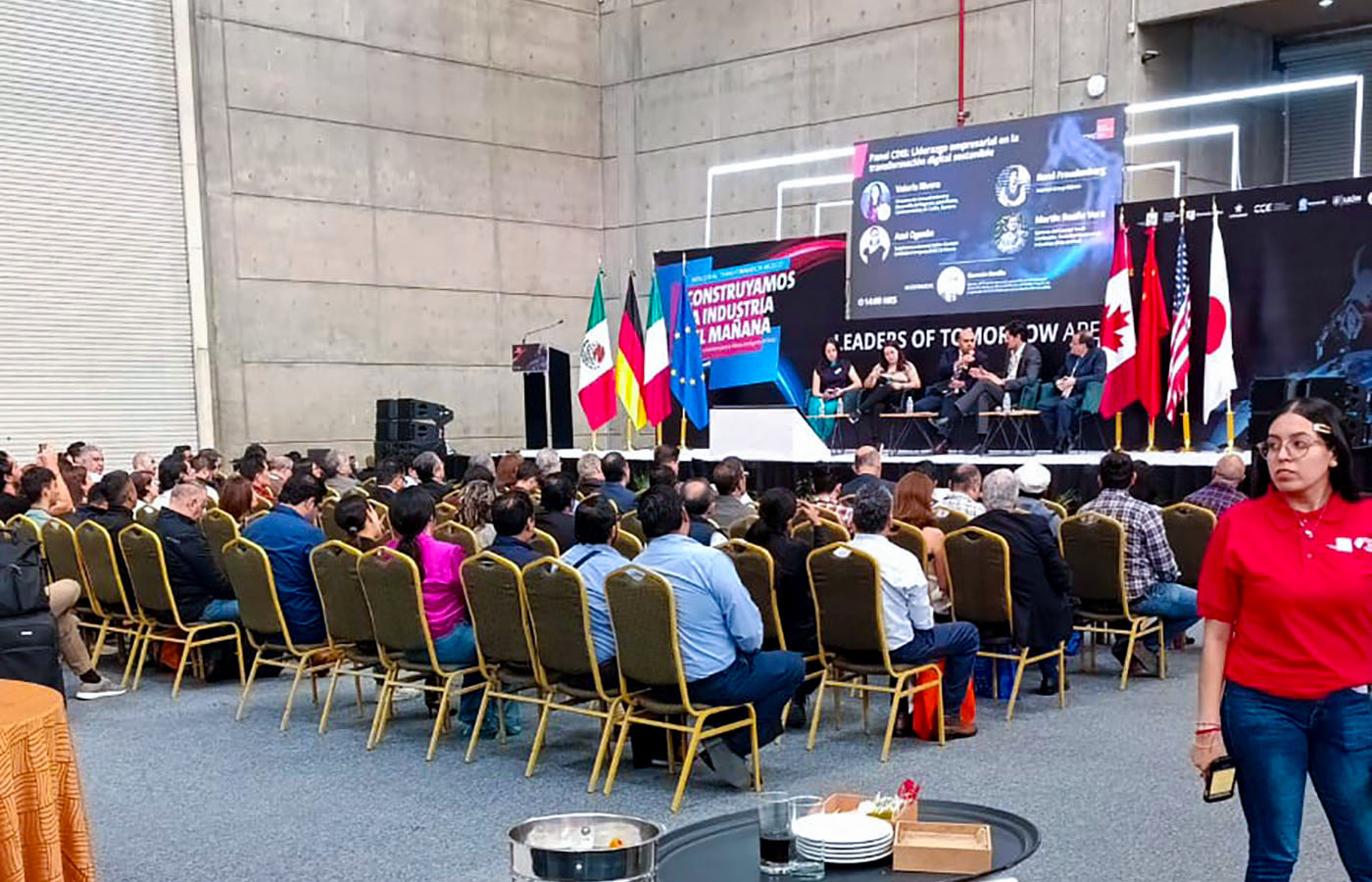 2 / 2 - Futuristic Minds: Industrial Transformation México 2024, Feria Líder en Innovación