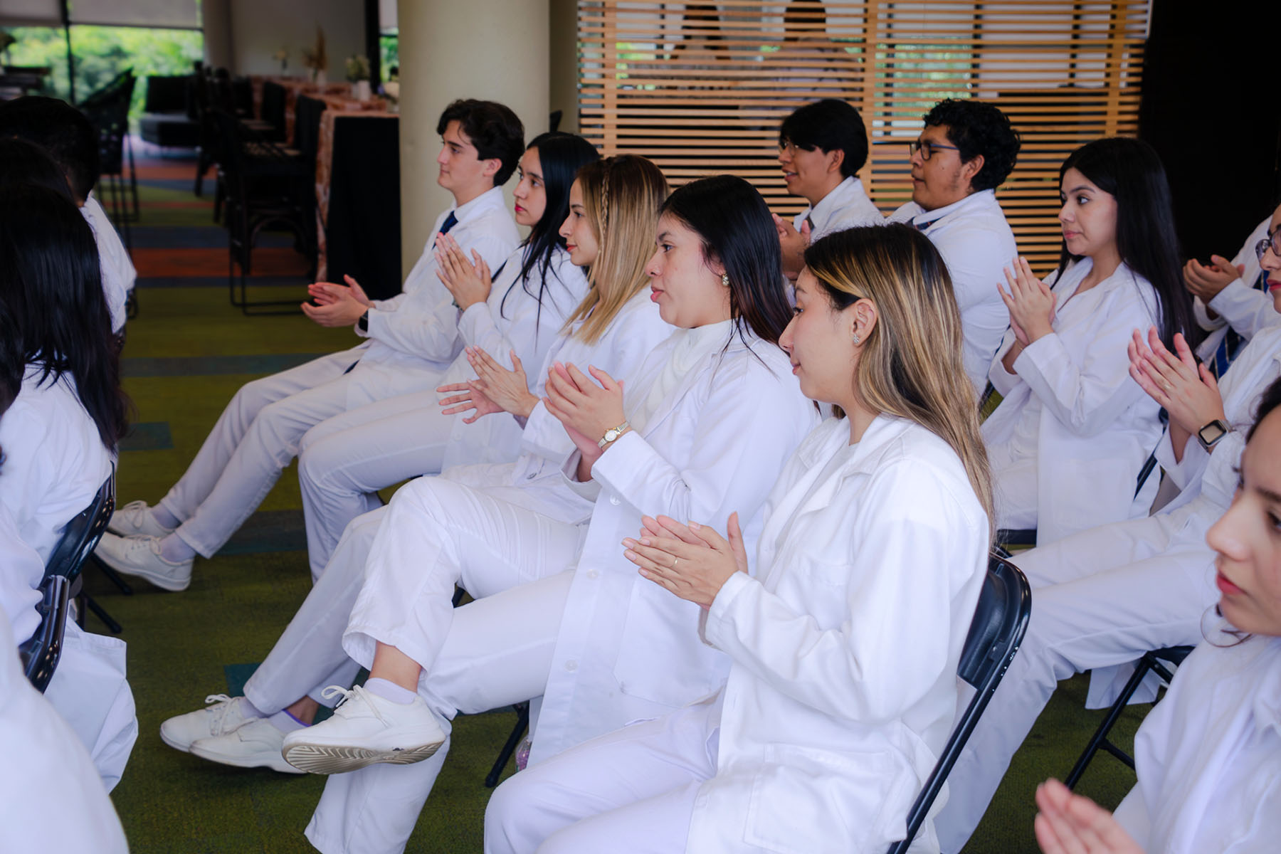 3 / 21 - Memorable Homenaje al Dr. Miguel Velázquez Carrillo en el Marco del Día del Médico