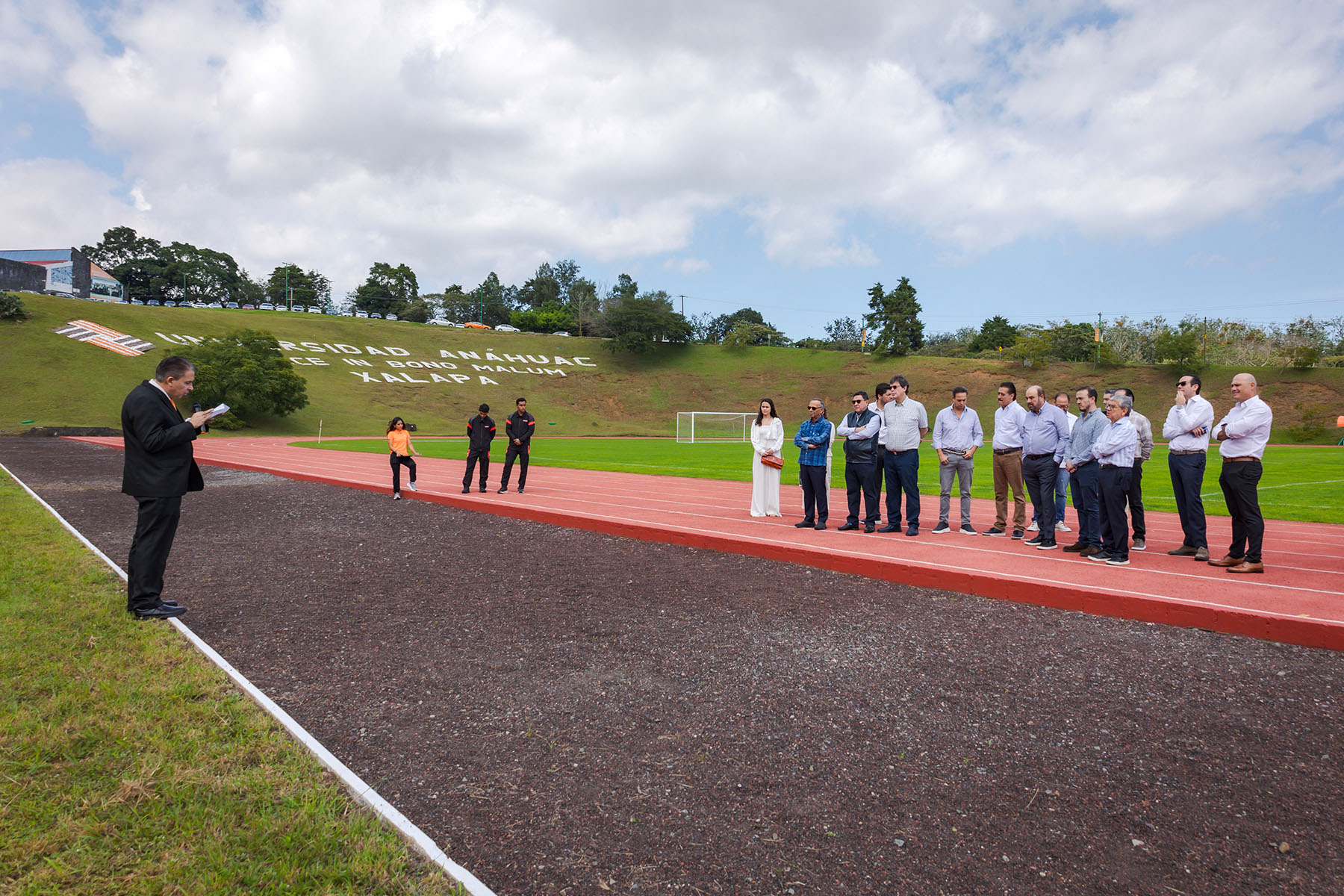 5 / 15 - Inauguración del Nuevo Césped y Sistema de Riego del Campo de Fútbol