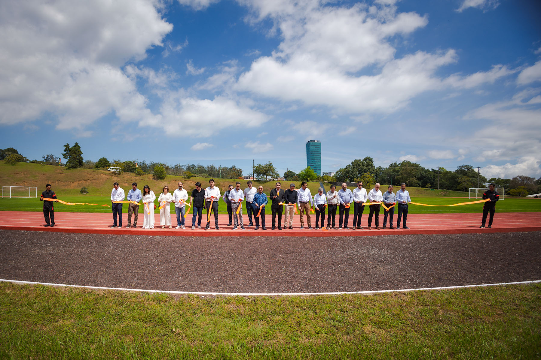 9 / 15 - Inauguración del Nuevo Césped y Sistema de Riego del Campo de Fútbol