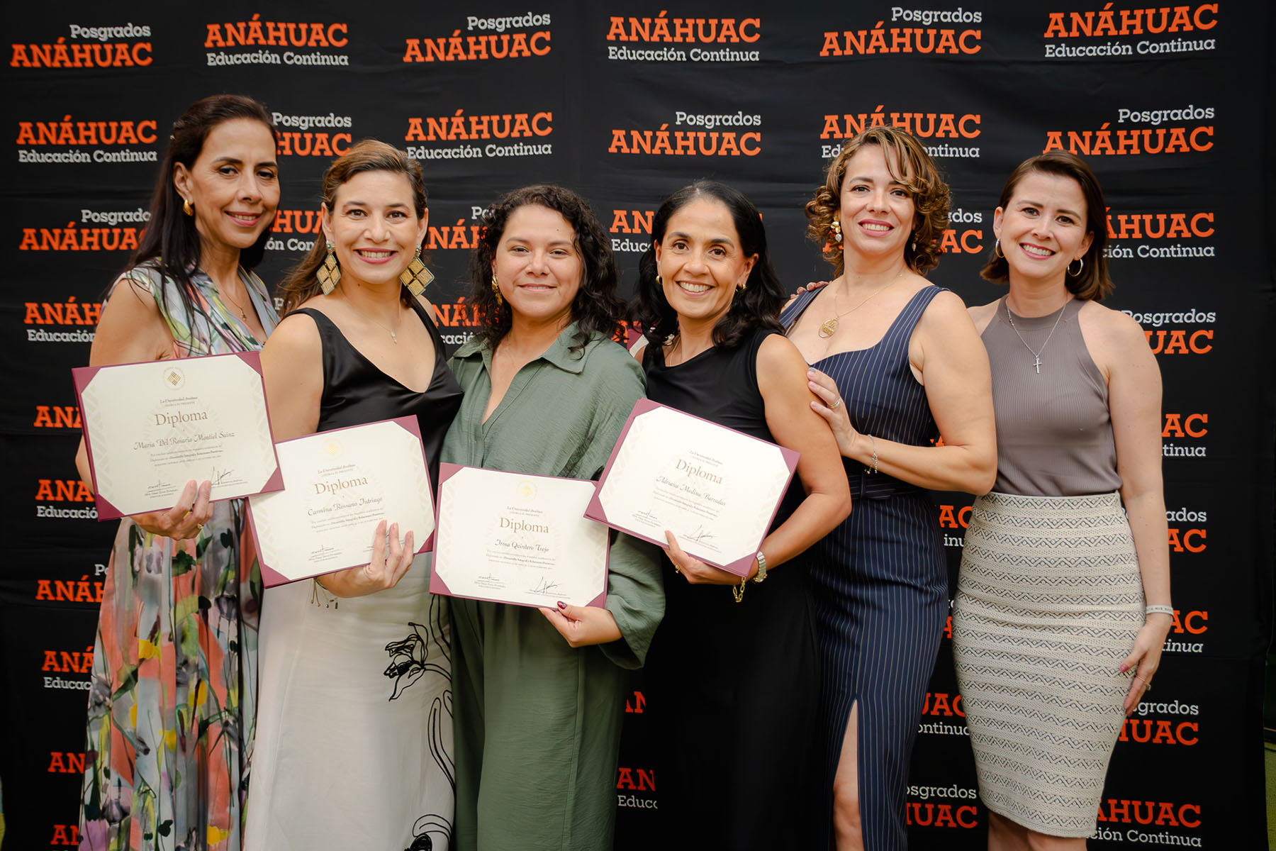 53 / 76 - Clausura de los Diplomados en Desarrollo Integral, en Duelo y Resiliencia y en Diseño de Espacios Exteriores