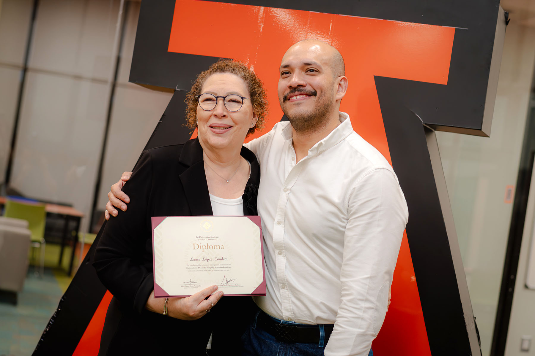 60 / 76 - Clausura de los Diplomados en Desarrollo Integral, en Duelo y Resiliencia y en Diseño de Espacios Exteriores