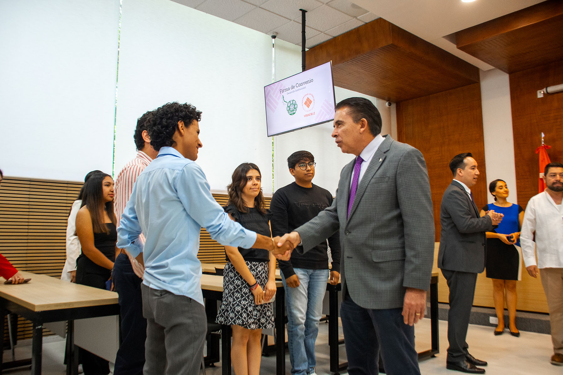 14 / 14 - Convenio con la Asociación Mexicana de Contadores Públicos Veracruz Centro A.C.