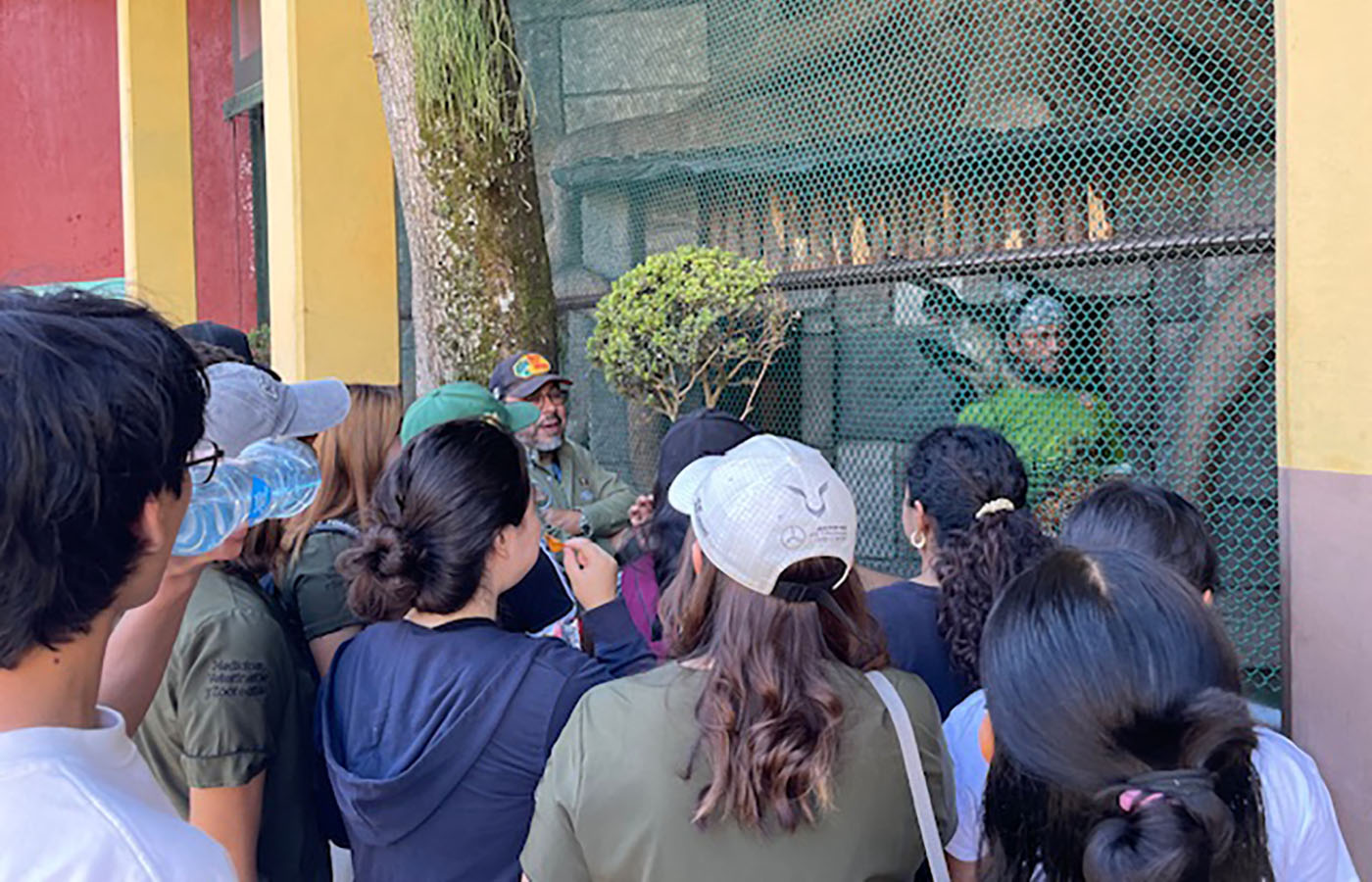 4 / 7 - Estudiantes de Medicina Veterinaria y Zootecnia Visitan la UMA en Orizaba