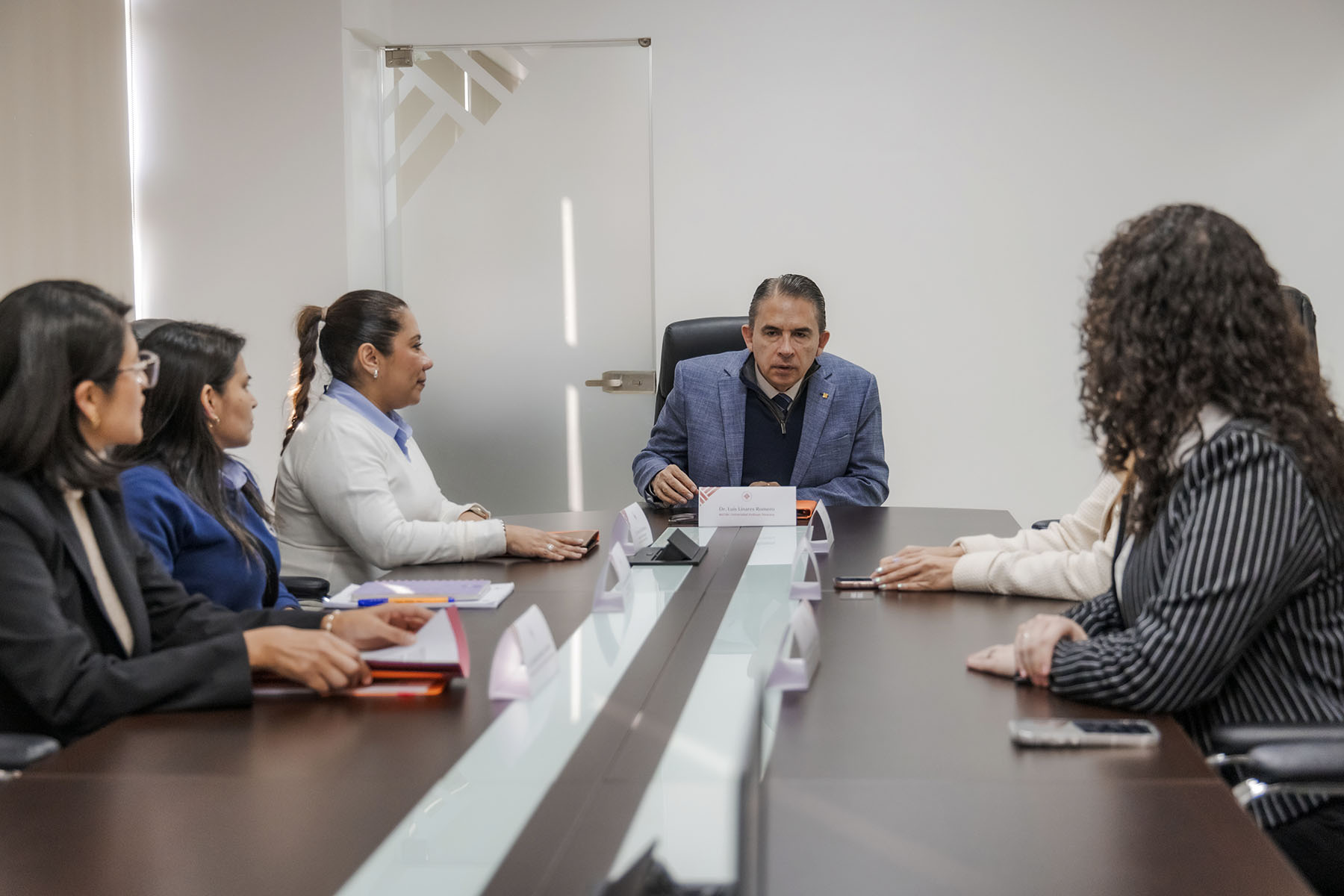 2 / 18 - Firma de Convenio con Empresa Agroindustrias Unidas de México