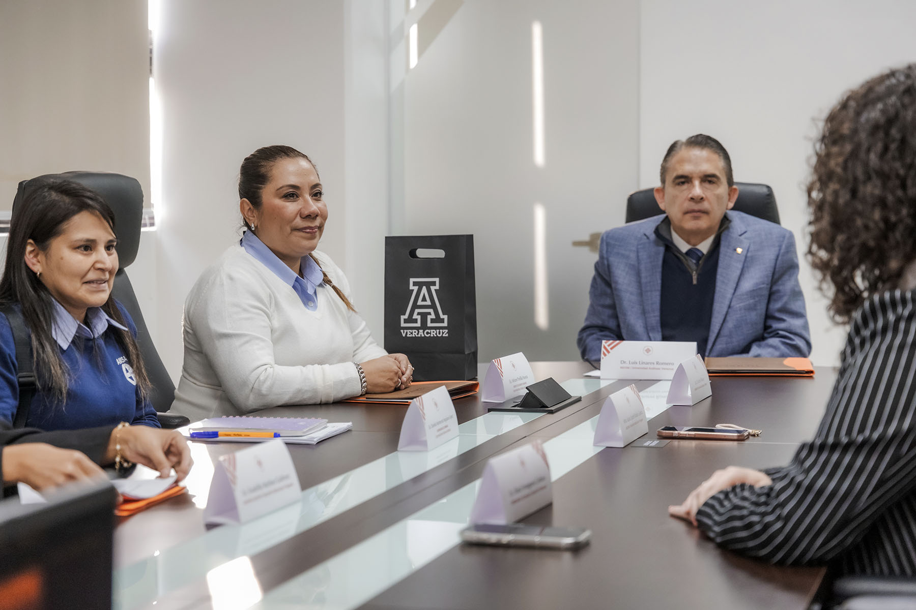 14 / 18 - Firma de Convenio con Empresa Agroindustrias Unidas de México