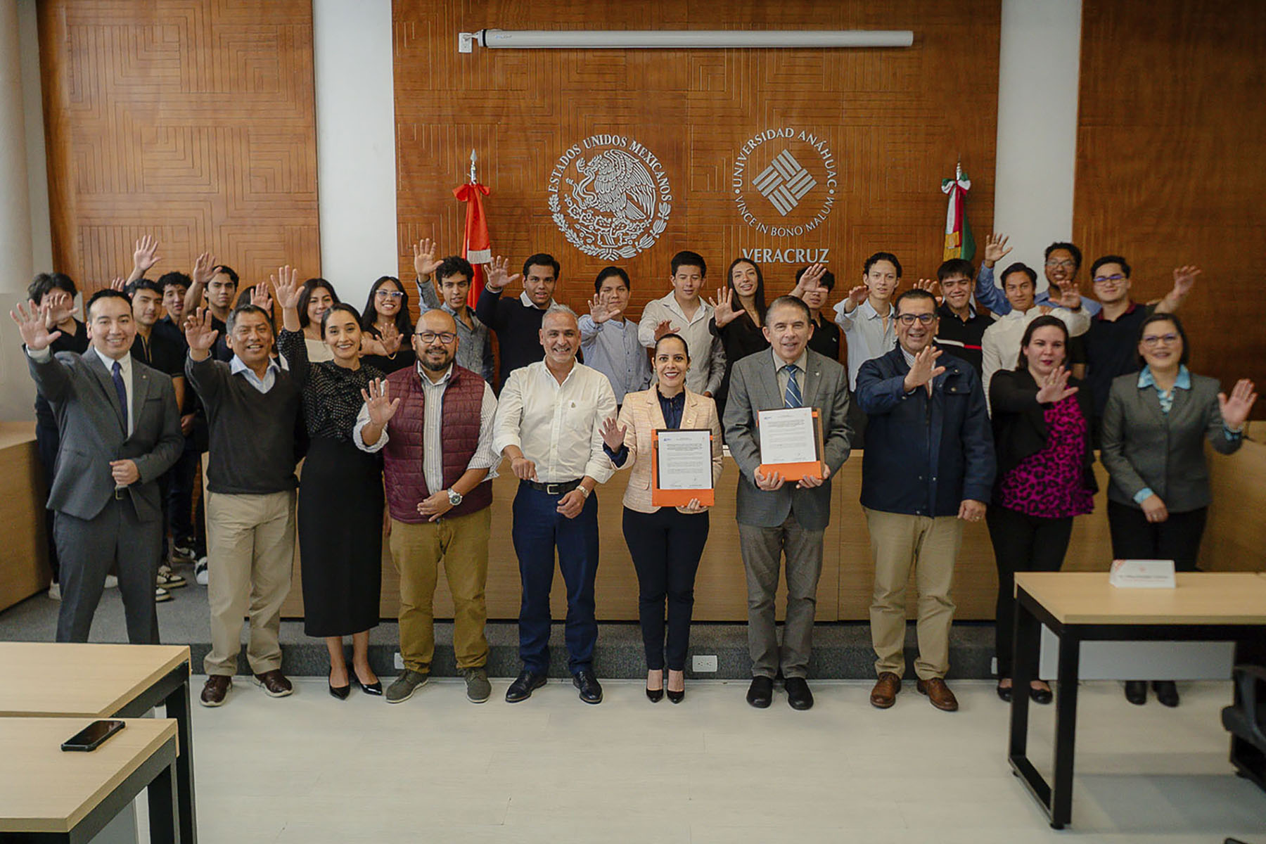 17 / 24 - Firma de Convenio de Colaboración con Canaco Servytur Orizaba