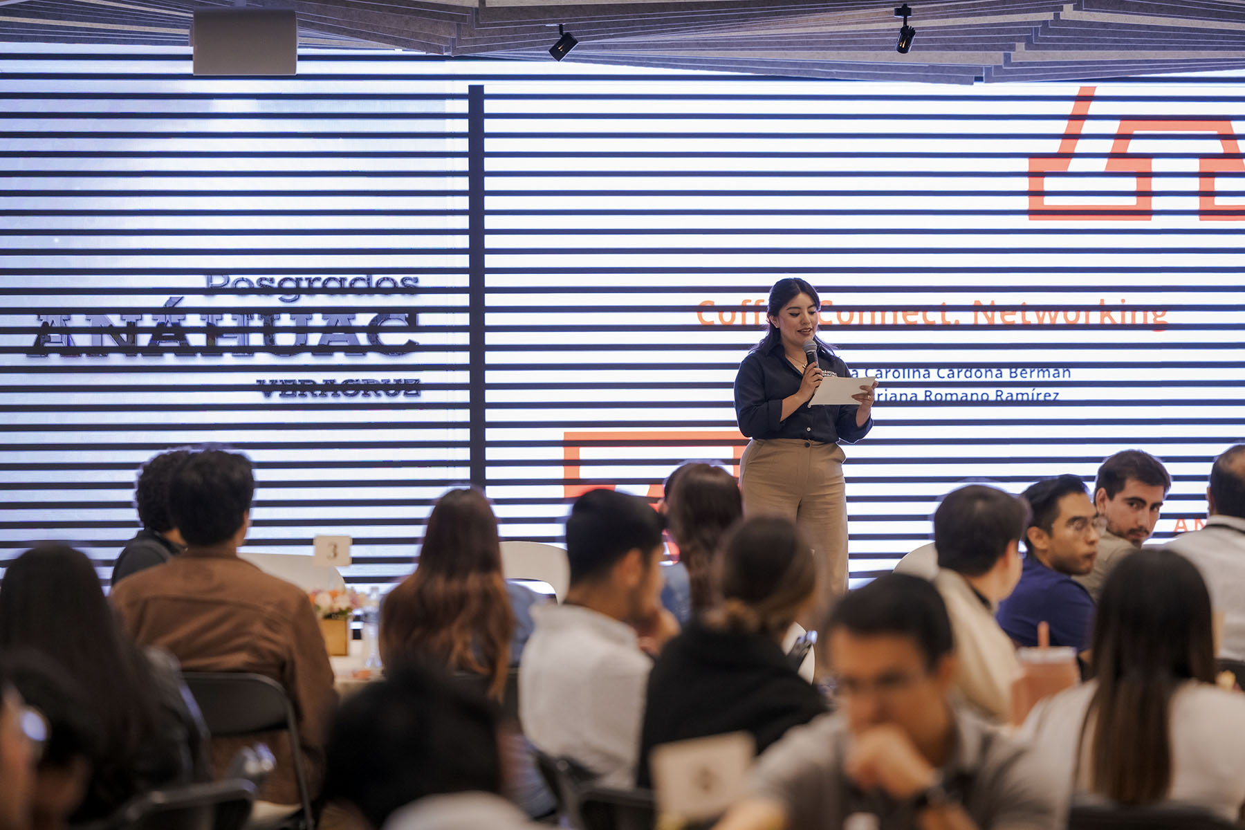 1 / 40 - Coffee Connect, Networking Exclusivo para Alumnos de Posgrados Edición 2025