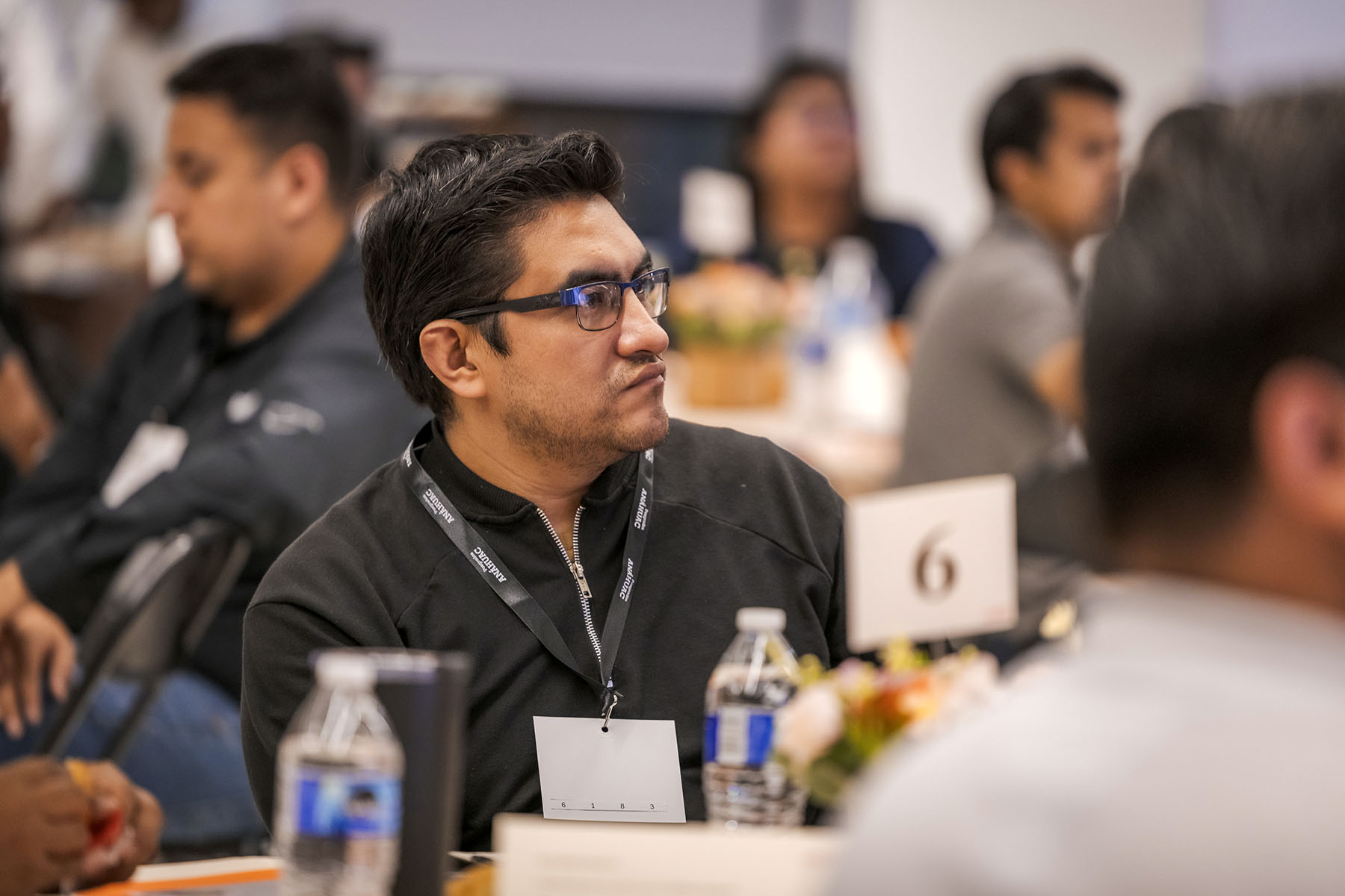 10 / 40 - Coffee Connect, Networking Exclusivo para Alumnos de Posgrados Edición 2025