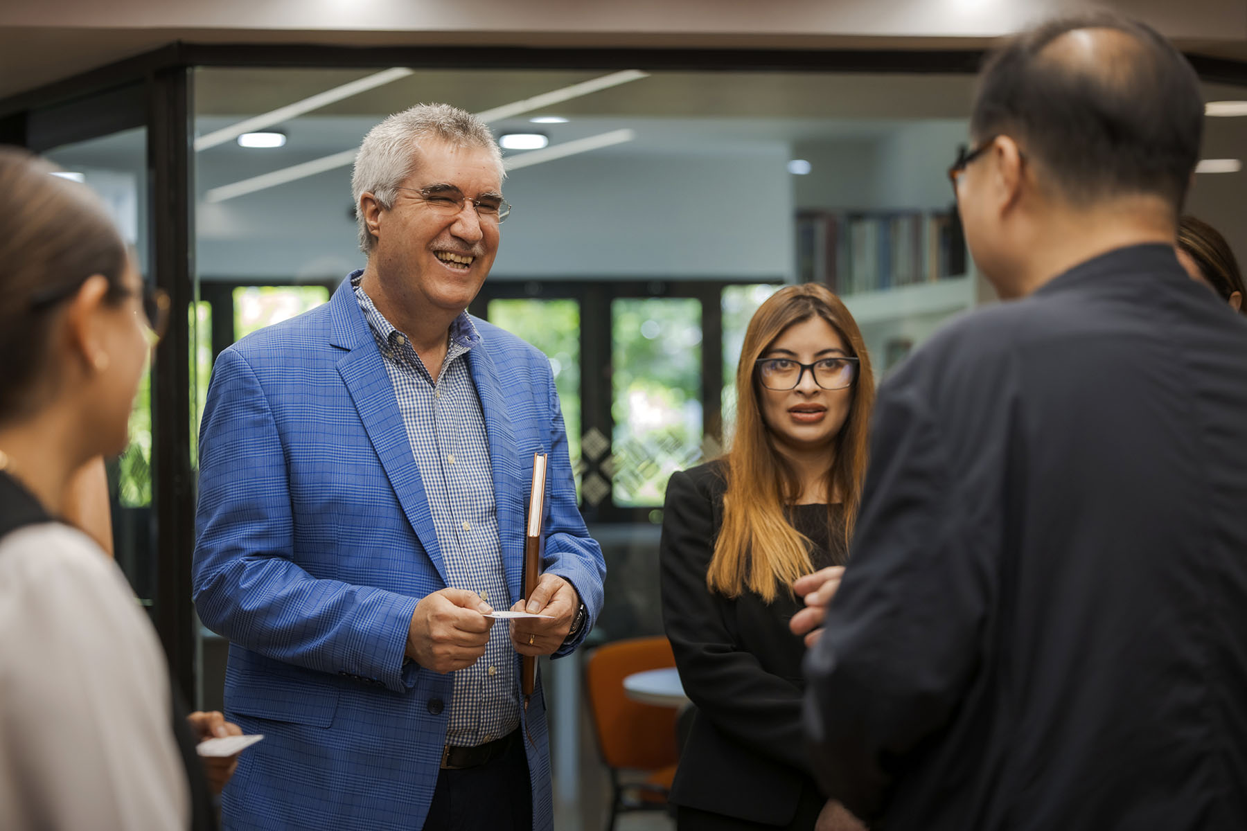11 / 36 - Visita de la Universidad Católica de Pusan