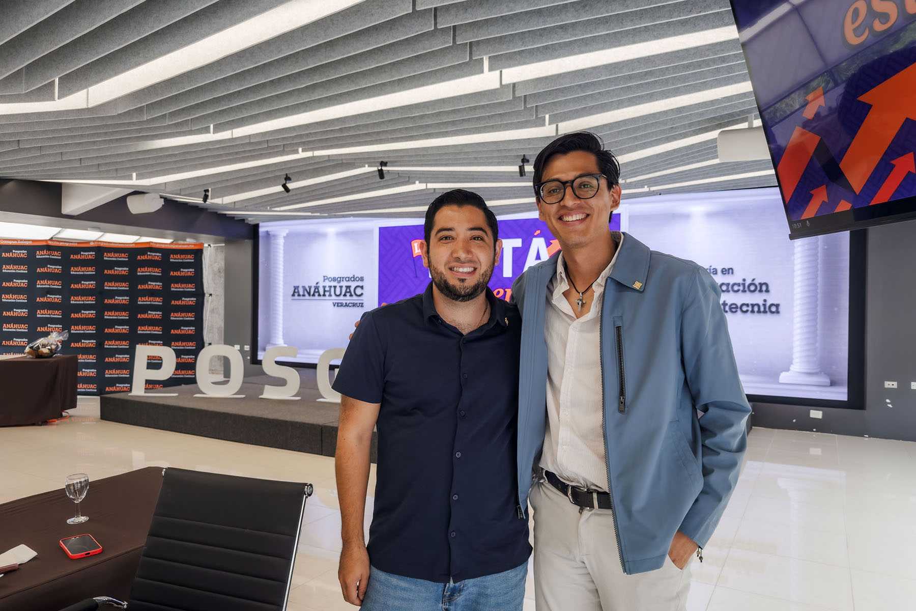 5 / 32 - La Meta Está Cerca: Clausura de la Maestría en Comunicación y Mercadotecnia
