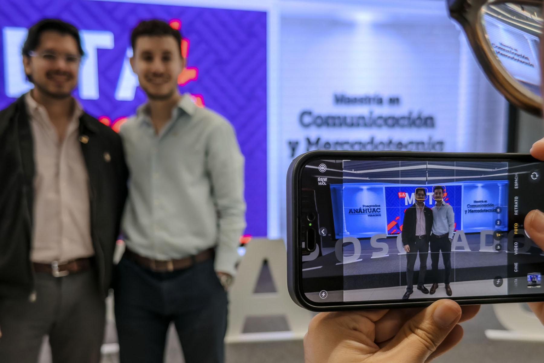30 / 32 - La Meta Está Cerca: Clausura de la Maestría en Comunicación y Mercadotecnia