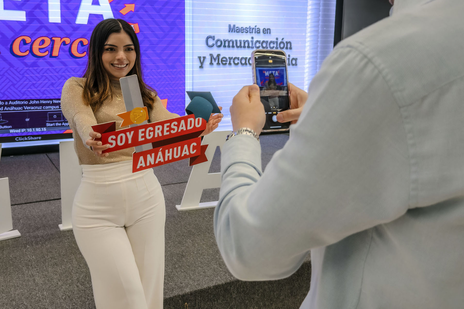 32 / 32 - La Meta Está Cerca: Clausura de la Maestría en Comunicación y Mercadotecnia