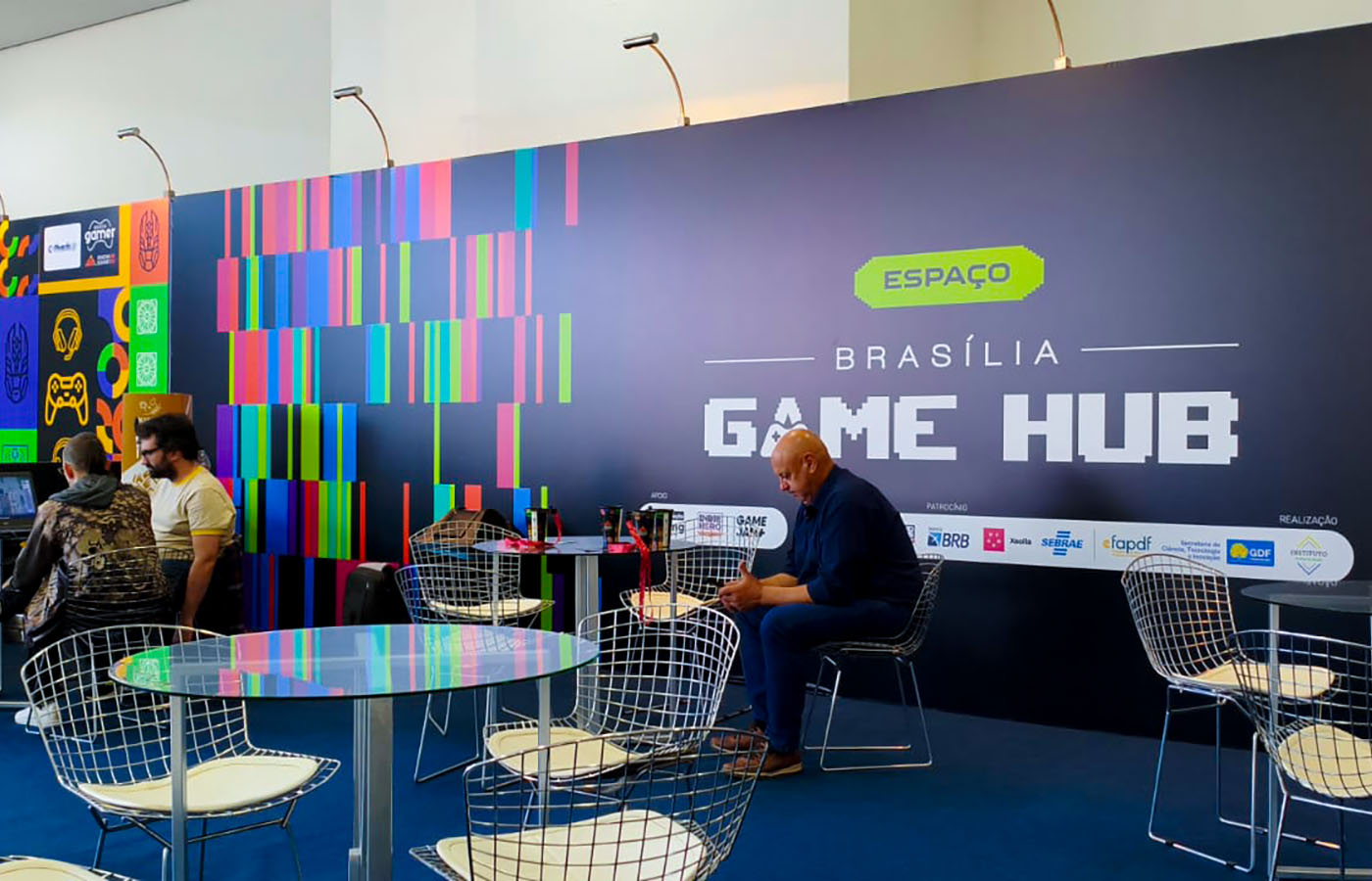 6 / 10 - Estudiantes de Animación Digital en la Final Global de la Game Jam Plus en Brasil
