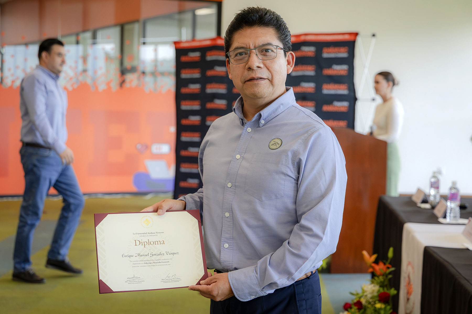 16 / 44 - Ceremonia de Clausura del Diplomado en Liderazgo y Desarrollo Gerencial