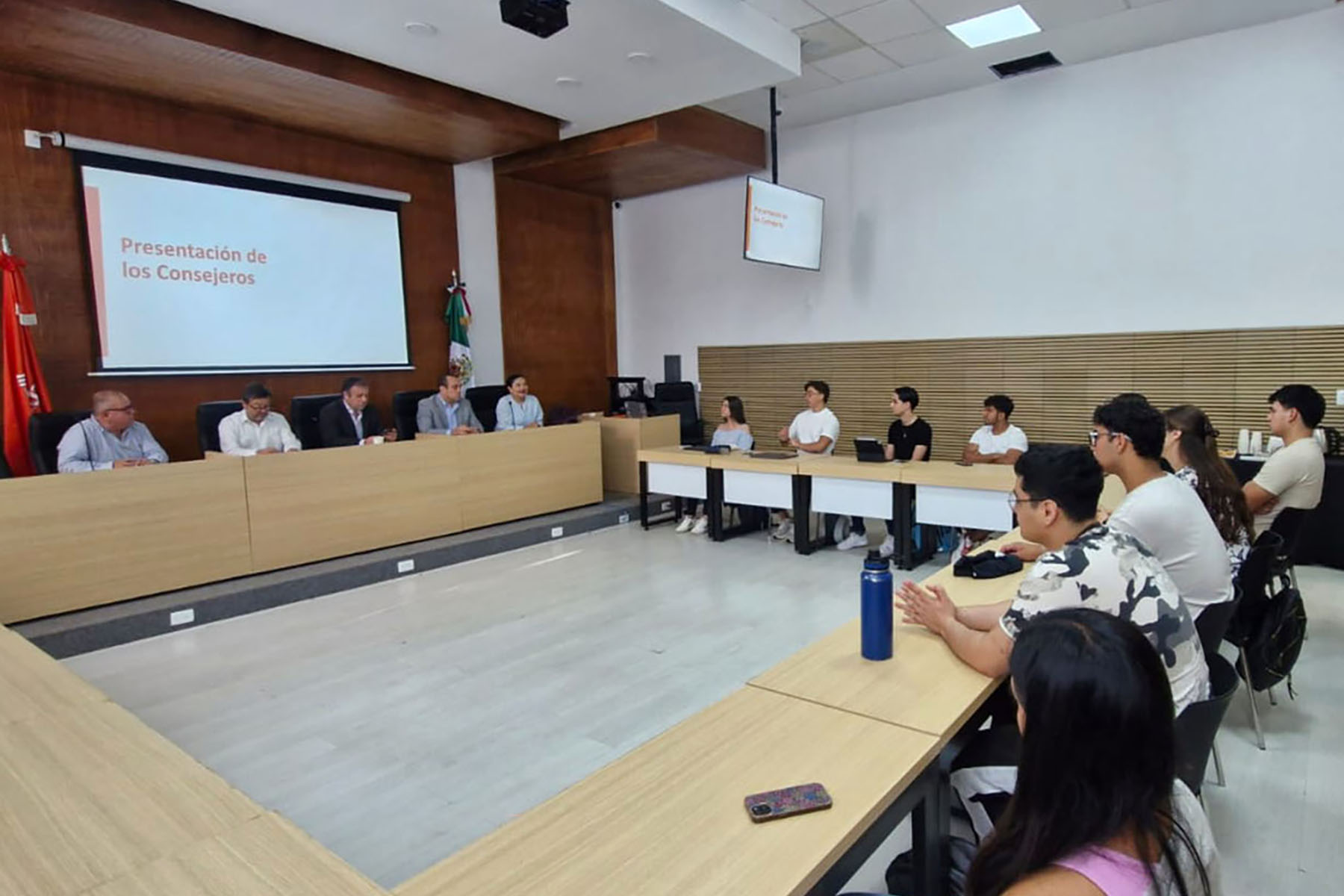 1 / 4 - Conociendo a mi Consejo Consultivo