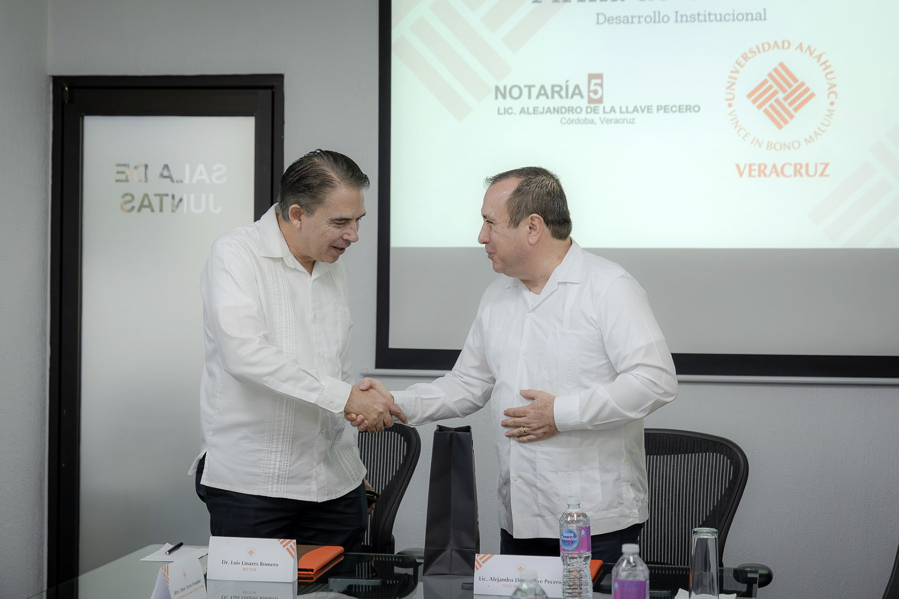 18 / 18 - Convenio de Colaboración con la Notaría 5 de Córdoba