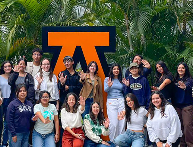 Inspiración: Charla Entre Estudiantes y Consejo Consultivo de Diseño