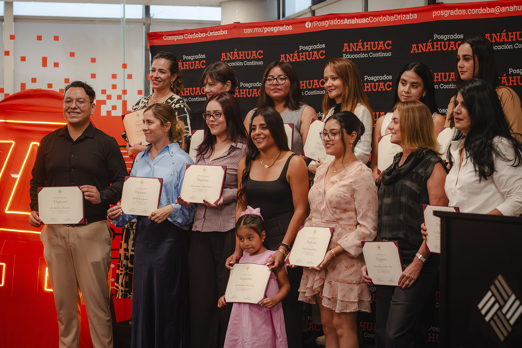 43 / 76 - Ceremonia de Clausura de Diplomados 43 / 76 - Ceremonia de Clausura de Diplomados